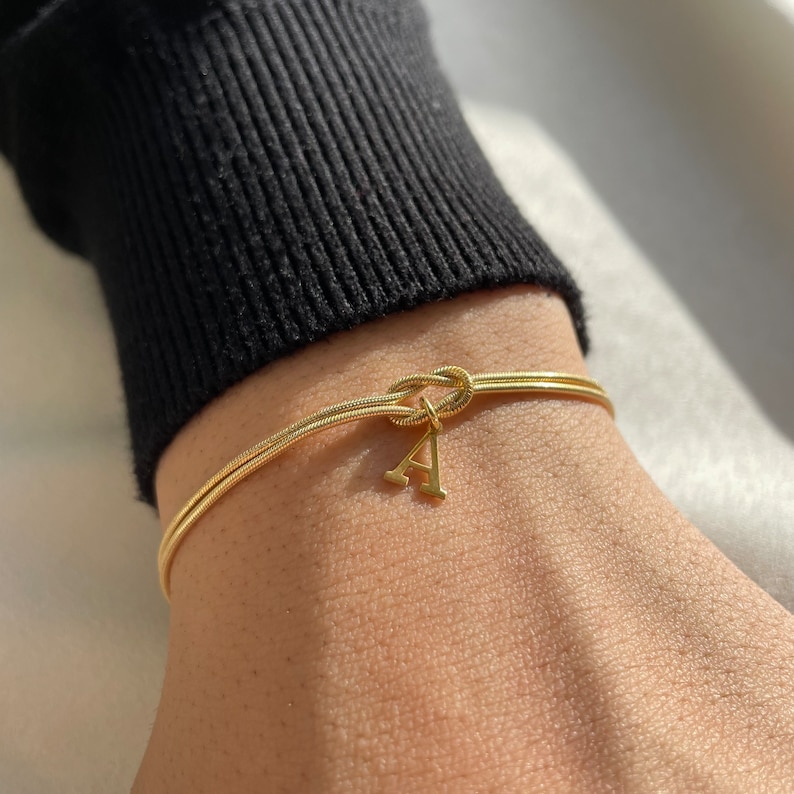 Personalized Knot Bracelet, Custom Initial Love Knot Bracelet, Matching Best Friend Jewelry, Infinity Friendship Bracelet Gift for Couples image 1