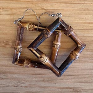 Retro 50s style square dark bamboo drop earrings great for tiki rockabilly or Hawaiian outfit