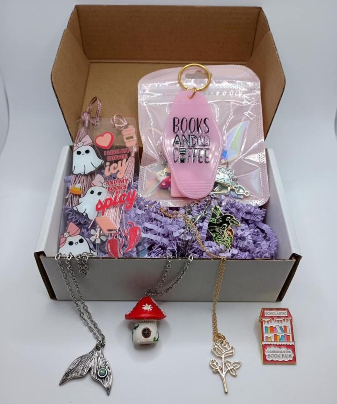 Bookmark Mystery Box - Etsy