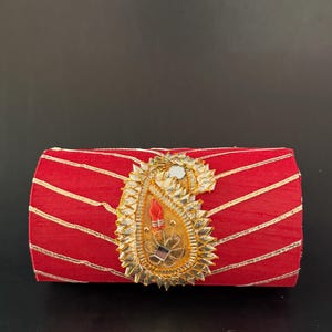 Embroidered Silk Bangle Box: Handmade Jewelry Organizer