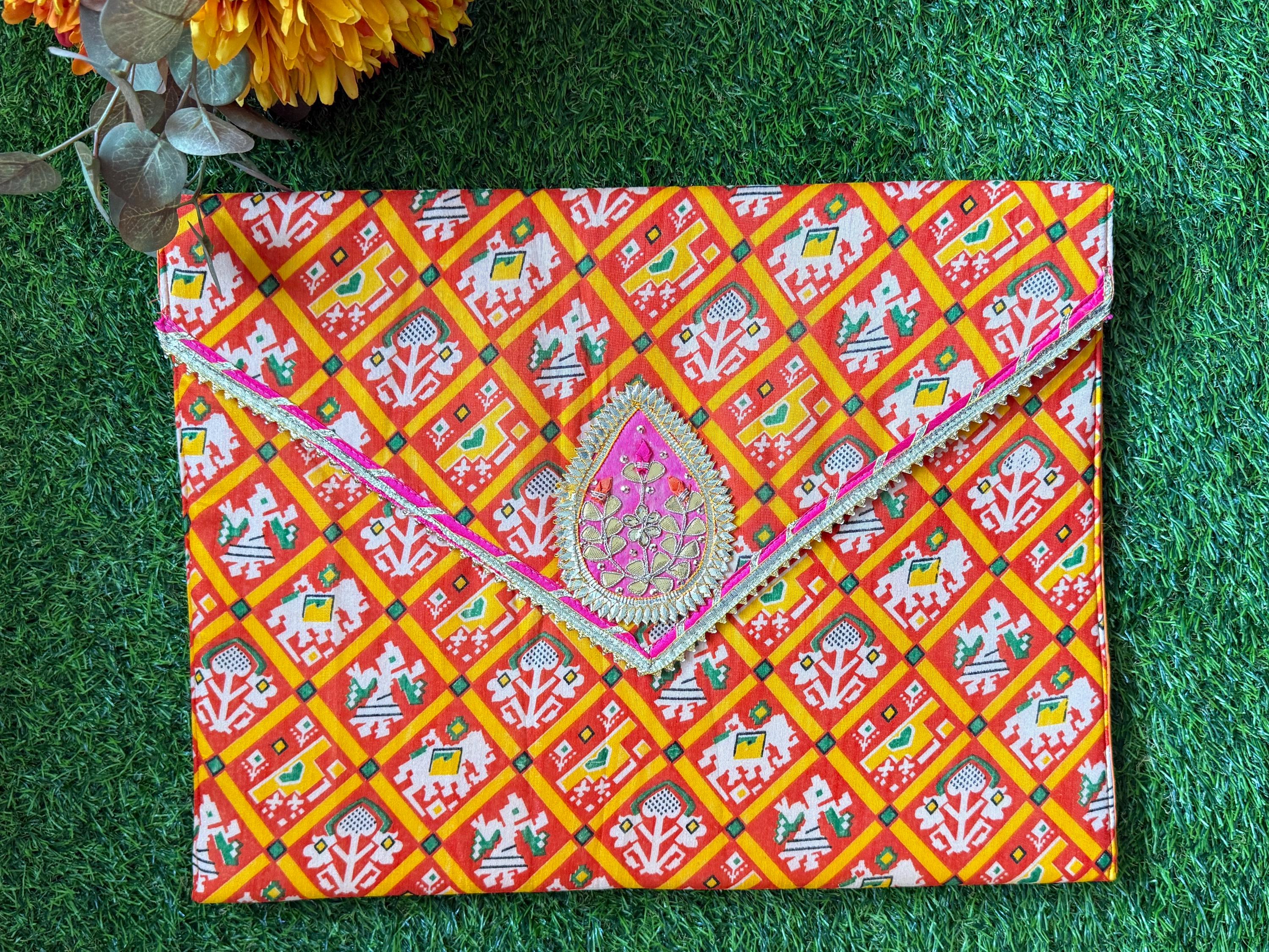 Traditional Print Saree Cover, Cotton Wedding Gift Bag (14x18)