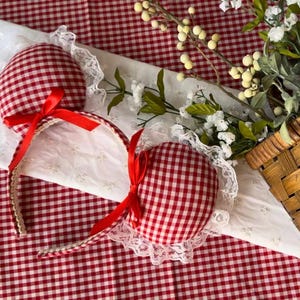 Czerwone uszy Disneya w kratkę gingham