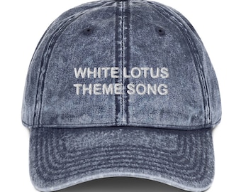 Cappellino vintage in twill di cotone con tema musicale White Lotus Resort Portia Tanya Merch