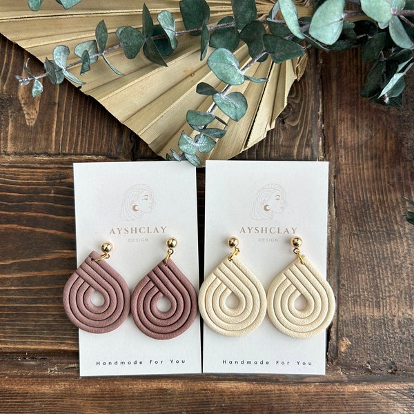 Boucles d'oreilles minimalistes en pâte polymère| Cadeau pour elle | Boucles d'oreilles en argile | Boucles d'oreilles faites main| Boucles d'oreilles pendantes.