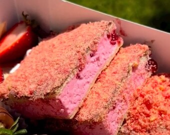 Strawberry Churro Cheesecake Bars (6)