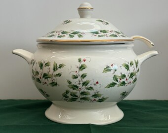 Vintage Royal Limited Soup Tureen ~ Holly Holiday ~ Made in Japan