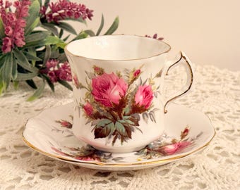 Vintage Hammersley "Grandmother's Rose" Bone China Teacup and Saucer: English Floral with Gold Trim