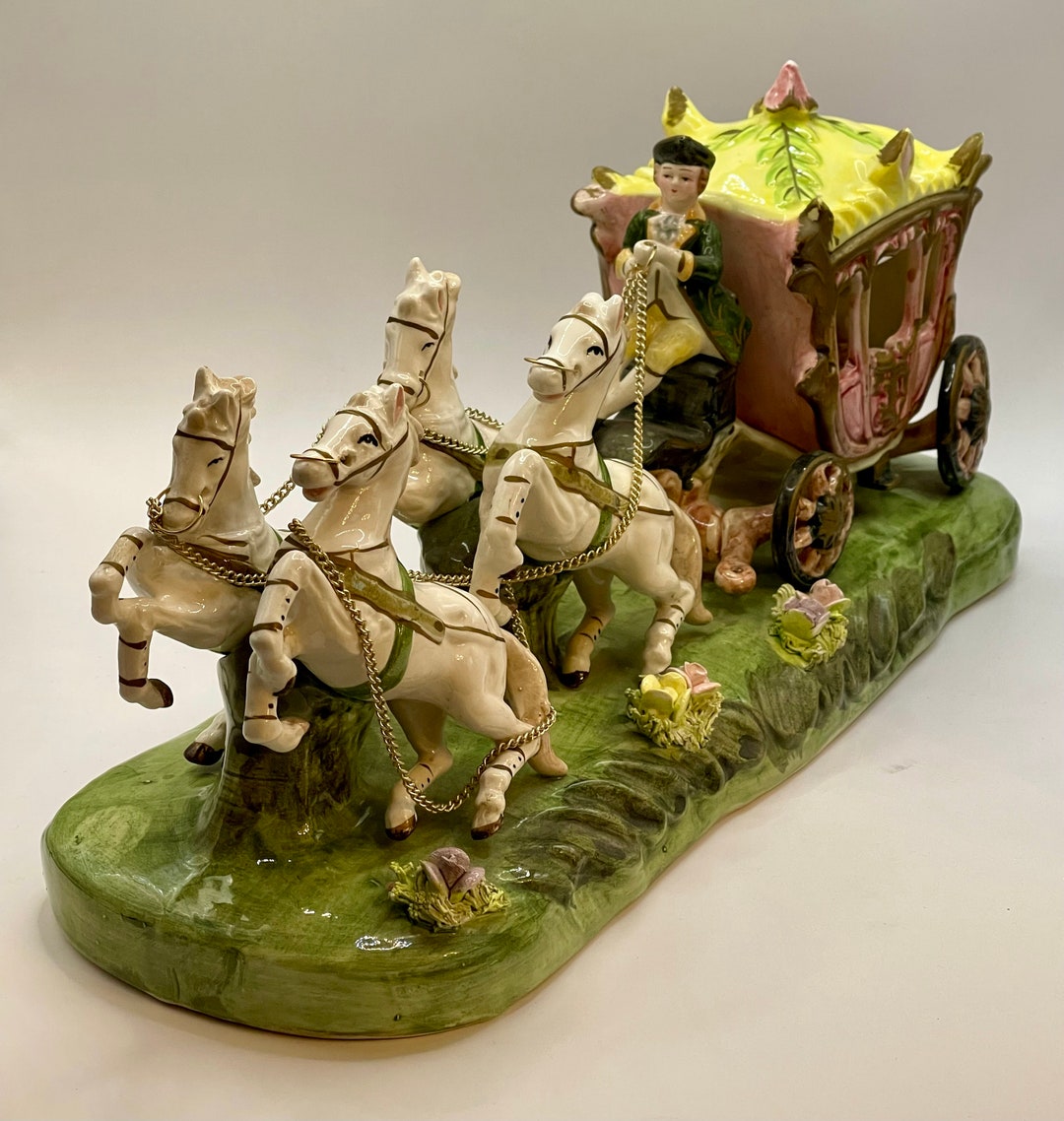 カポディモンテ　CAPODIMONTE 、馬車を引く紳士とプリンセス カポディモンテ CAPODIMONTE 、馬車を引く紳士とプリンセス 【公式通販】