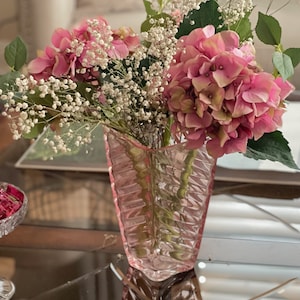 Cute Pink Glass Diagonal Vase ~ Valentine's Day ~ Flower Bouquet