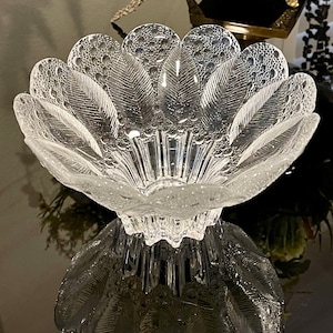 German Crystal Art Glass ~ Leaf Design ~ MEDEA Bowl ~ Lausitzer Germany ~ Late 20th Century