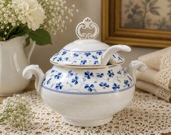Godinger Ceramic Soup Tureen with Lid | Blue Floral Serving Tureen | Vintage Covered Soup Bowl | Elegant Dinnerware Decor
