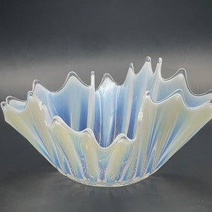 Fostoria Glass Heirloom Opalescent Handkerchief Bowl