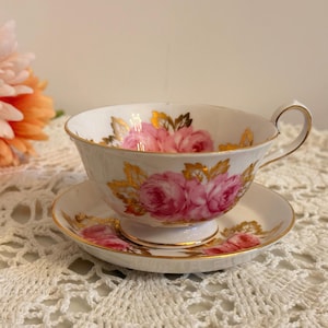 Royal Chelsea Bone China Teacup and Saucer: Vintage Pink Rose Floral, Gold Trim