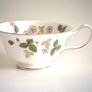 Wedgwood Wild Strawberry - Etsy