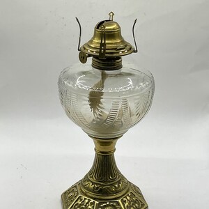 Vintage Oil Lamp ~ Brass and Glass Oil Lamp