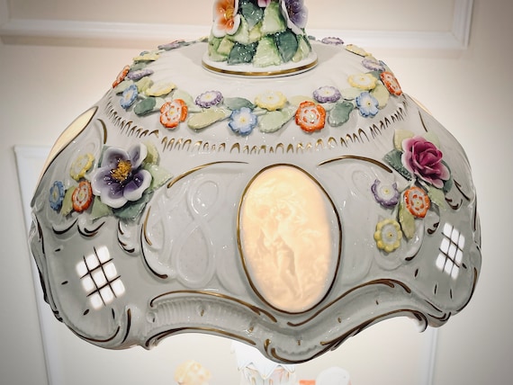 Exquisite Von Schierholz Lamp German Porcelain Lamp Figural Table