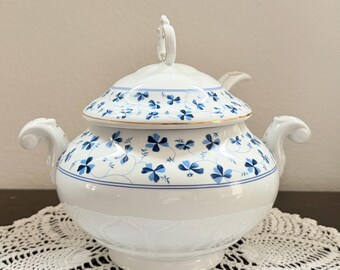 Soupière Godinger en céramique avec couvercle | Soupière de service à fleurs bleues | Bol à soupe couvert vintage | Décoration de vaisselle élégante