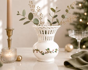Vintage Holiday Lace Vase by Mikasa RL050