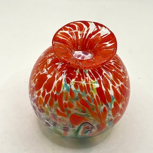 Vintage End of Day Art Glass Vase: Multicolored Tie-Dye Wave Pattern