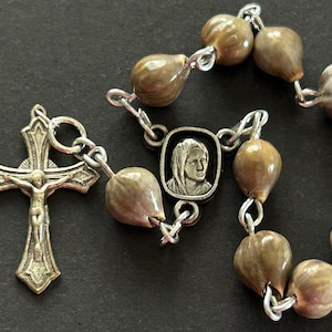 1950 Jobs Tears Decade Chaplet, Jobs Tears Seed Beads, Ornate Cross Pendant, Jobs Tears Prayer Beads, Vintage Jobs Tear Decade Rosary