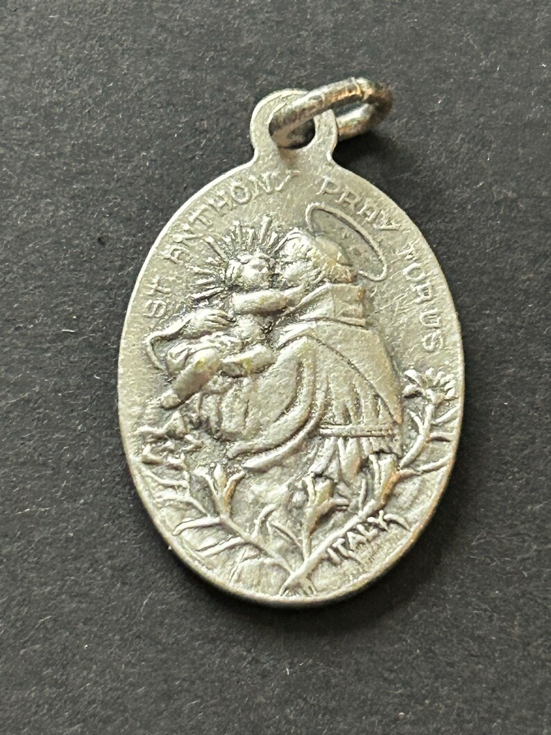 10K Two-Tone Gold Saint Francis Of Assisi Diamond Medal Pendant – Small Round Charm For Necklace - View #3