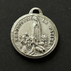 Vintage NS DO Rosario de Fatima Religious Medal, Our Lady of Fatima, Silver Tone Metal Religious Pendant