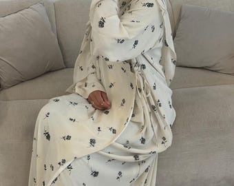 Elegant Chiffon Floral Abaya with Matching Hijab - Modest Islamic Dress
