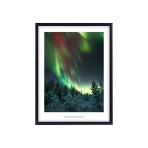 Finnland Nordlicht Lappland Premium Poster, Wall Art Prints, Wandbilder Wohnzimmer, Bild Wanddeko, Fotoposter, Naturmotive Wald und Winter