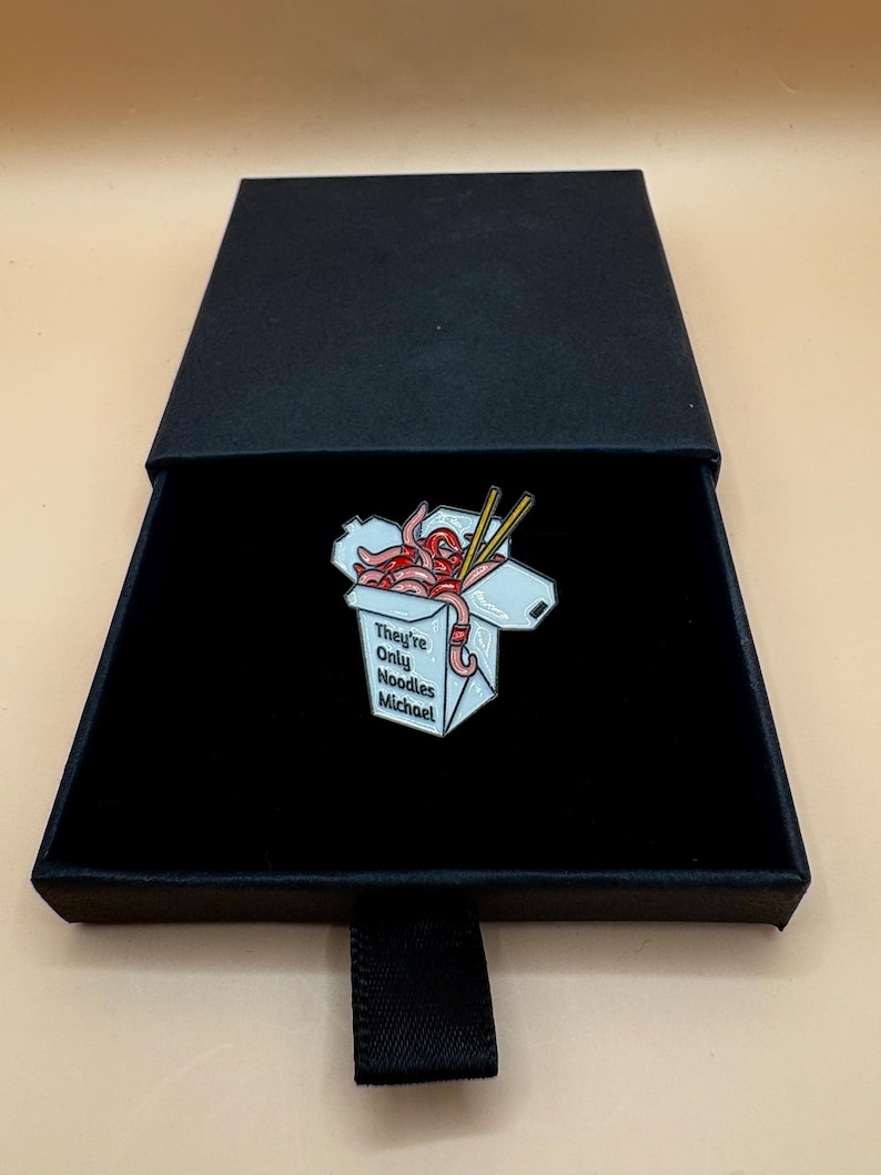 Vampire inspired enamel pins – Horror Movie Collectible – Vampire Aesthetic Pins – Cult Classic 80s Goth Gifts Noodles & Gift Box