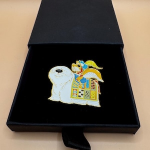 Labyrinth-Inspired Enamel Pin – Colorful Sir Didymus & Ambrosius Pin