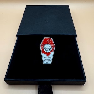 Vampire inspired enamel pins – Horror Movie Collectible – Vampire Aesthetic Pins – Cult Classic 80s Goth Gifts Coffin & Gift Box