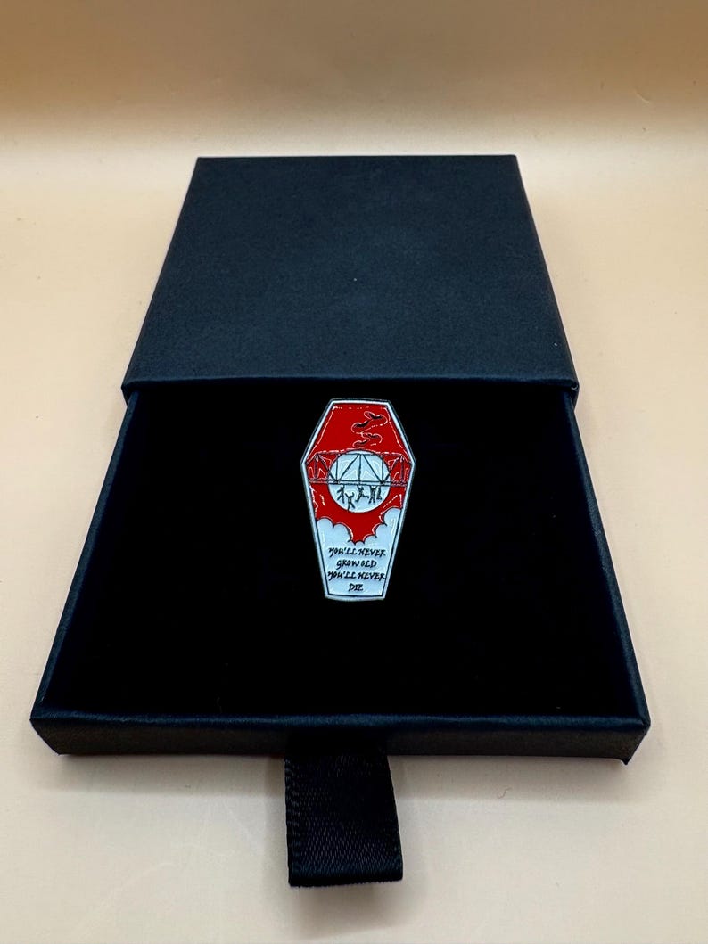 Vampire inspired enamel pins – Horror Movie Collectible – Vampire Aesthetic Pins – Cult Classic 80s Goth Gifts Coffin & Gift Box