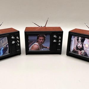 Mini Retro 80s TV Fridge Magnet | Handmade TV Prop with Moving Antenna & Dials | Dollhouse Accessory | Movie Scene Display | Collectible