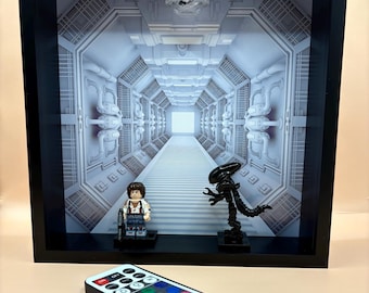 Alien inspired, mini-figure / Illuminated picture frame with remote control