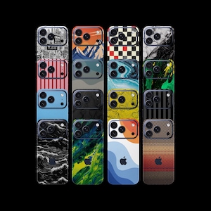 Könnte beinhalten: Eine Sammlung von iPhone-Hüllen mit verschiedenen Designs, darunter Stadtlandschaften, Bergszenen und abstrakte Muster. Die Hüllen weisen eine Reihe von Farben und Texturen auf, wobei das Apple-Logo auf einigen sichtbar ist.