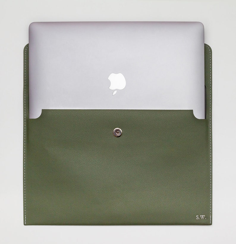 Elegante und personalisierte Laptop Hülle und Tablet Hülle für das 13 Zoll MacBook Air oder das 12,9 Zoll iPad Pro individuelles Geschenk Bild 3