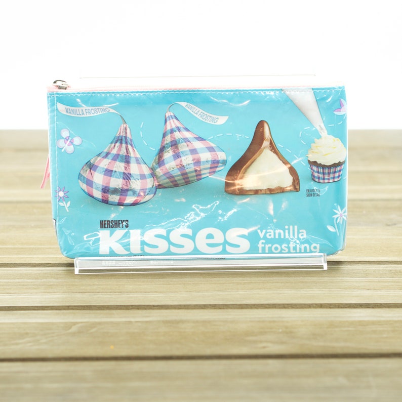 Hershey's Kisses Vanilla Frosting/milk Chocolate/lava Cake Etsy