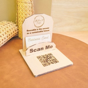 QR-visitekaartjeshouder voor ambachtelijke markt, logo-visitekaartjeshouder display, houten visitekaartjeshouder displaystandaard | POS-display QRL Hex
