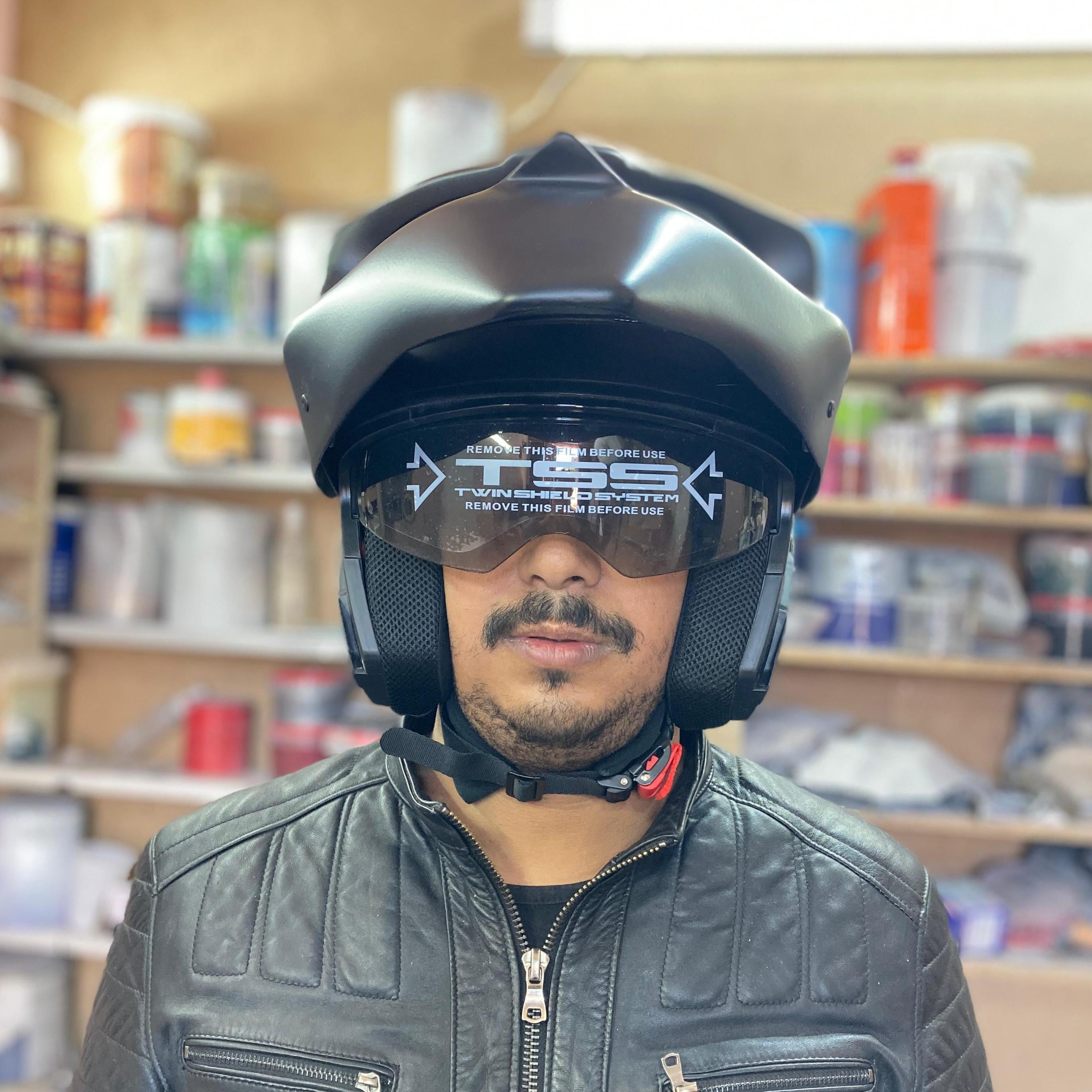 does color of motorcycle helmet matter How Helmet Color Choices Impact Heat and Visibility
