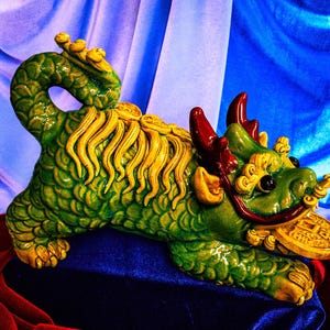 Foo Dog With Coin Statue--There&#39;s Wealth in Your Future!