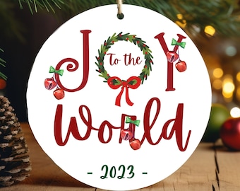 Joy to the World、クリスマスの朝の雪に覆われた教会のシーン