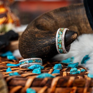 Deer Antler and Kingman Turquoise Inlay Ring with Aqua Glow Powder
