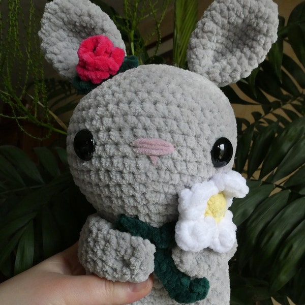 Lapin Fleuri - peluche en crochet amigurumi