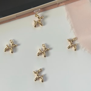 Kindle Charm, Gold balloon dog Charm, Phone charm, Dust plug for phone, USBC Charm Cute Phone Accessories, gifts for her