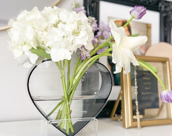 Acrylic Heart Vase