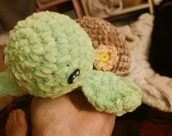 Crochet Sea Turtle, low sew