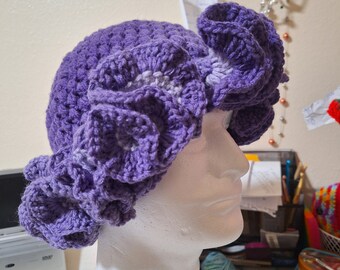 Crochet EXTREME ruffle hat