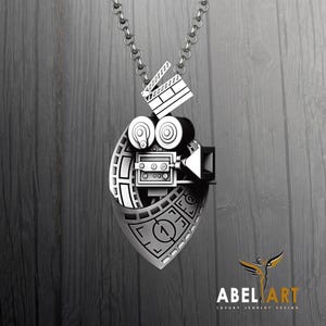 Vintage Film Camera Pendant – 925 Sterling Silver Movie Lovers Necklace – Retro Filmmaker Jewelry for Cinema Enthusiasts