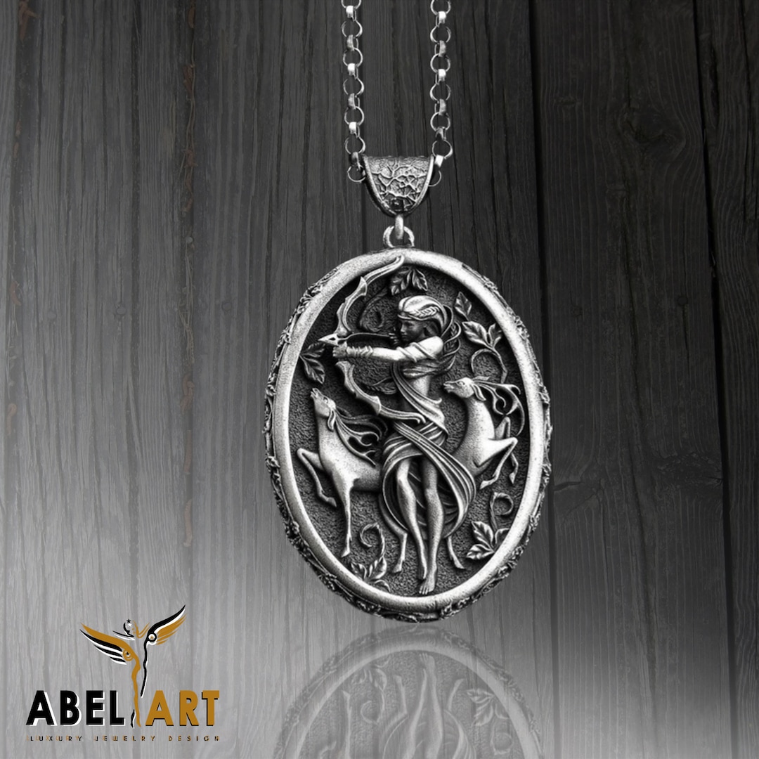服/ファッション PeterStone: Diana Goddess Silver Pendant il_1080xN.5623896901_8kcm.jpg