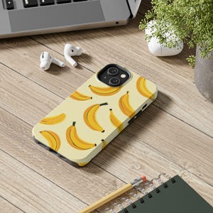 Custodia per iPhone Peel Good Banana con design minimalista a forma di frutta